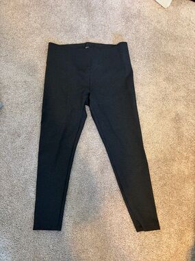 LOFT Black Women’s Stretch  Leggings